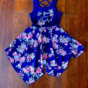 Sleeveless dress size 7